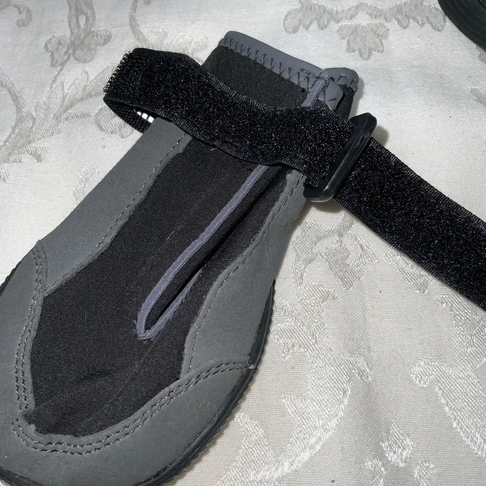 Top Paw Black Reflective Adjustable Booties Non-Skid Rubber Soles NWOT XL